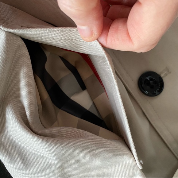 🌼 AUTHENTIC - Burberry Kids Classic Trench Coat 🌼 - Picture 7 of 10